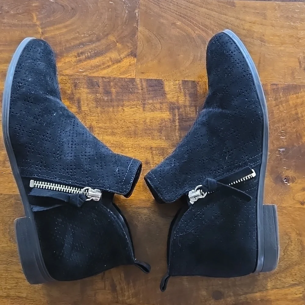 Dr. Scholl's Perforated Black Faux Suede Booties Size 8